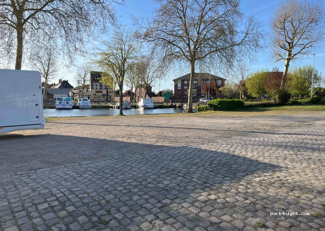 (59400) Cambrai - 9 Boulevard Jean Bart — foto