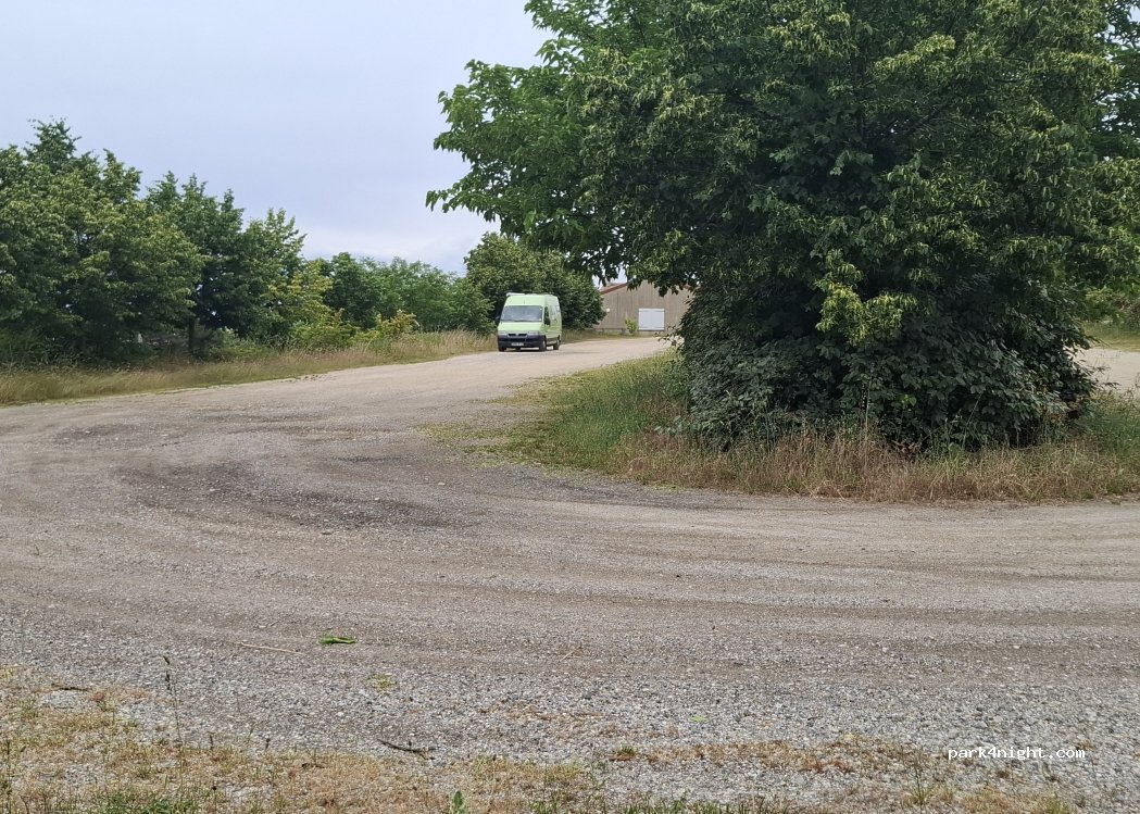 (07300) Plats - 288 Rue Micheline Ostermeyer — foto 2