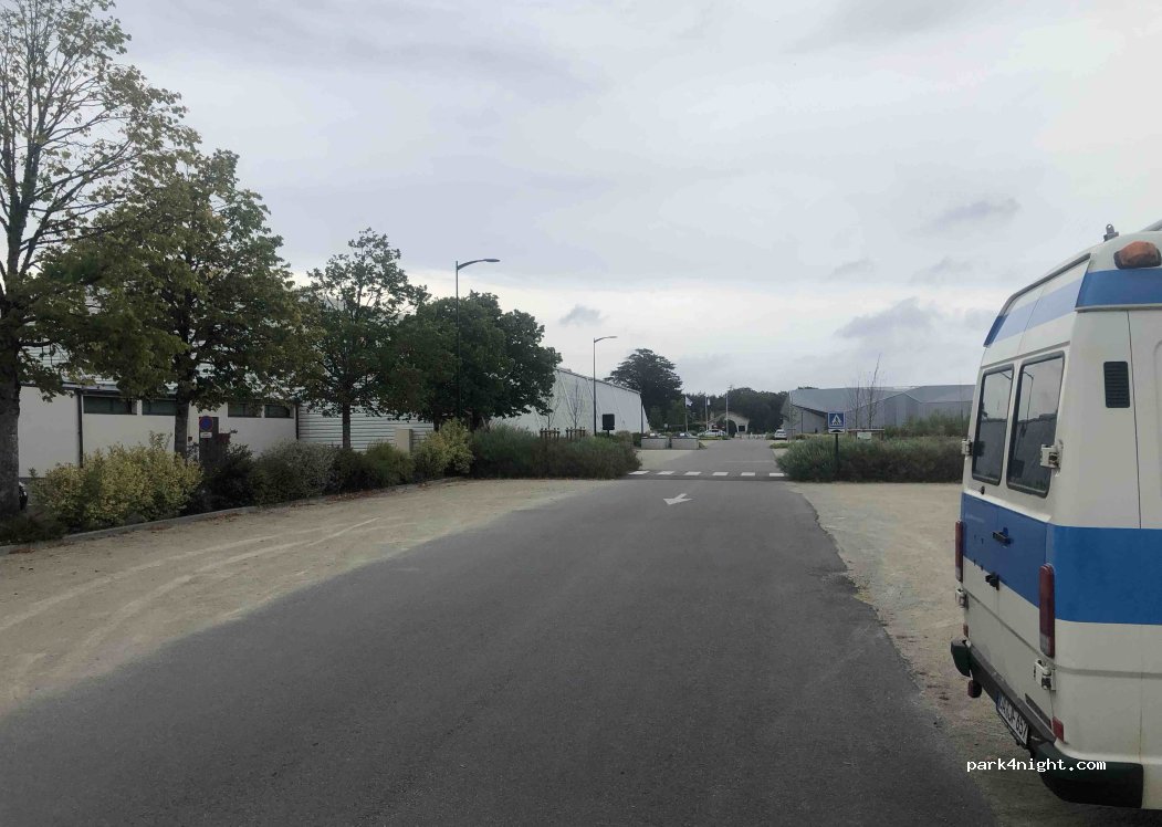 (44210) Pornic - 28 Rue Sainte-Victoire — foto