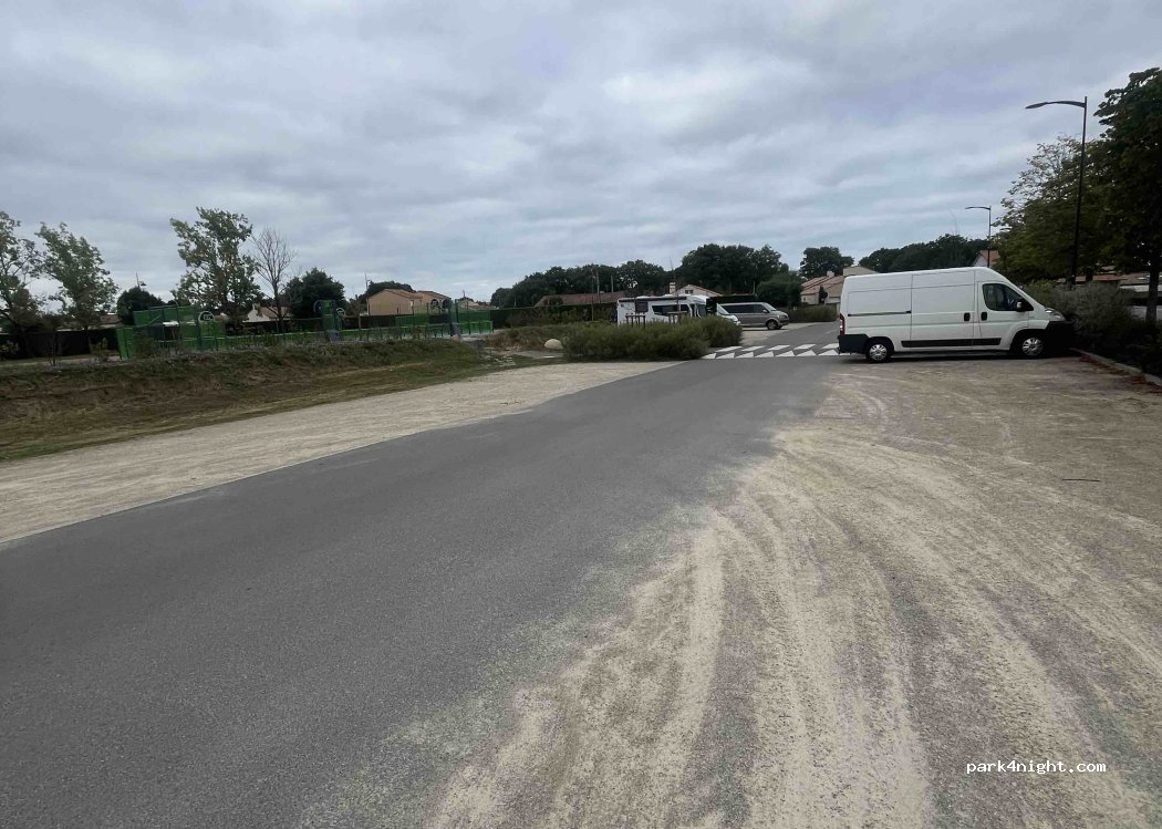 (44210) Pornic - 28 Rue Sainte-Victoire — foto 4