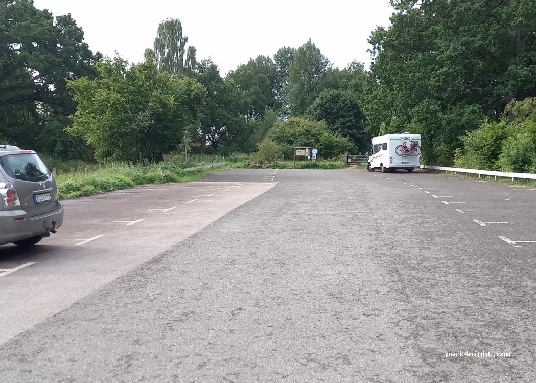 (372 63) Bräkne-hoby - Järnaviksvägen 80 — foto