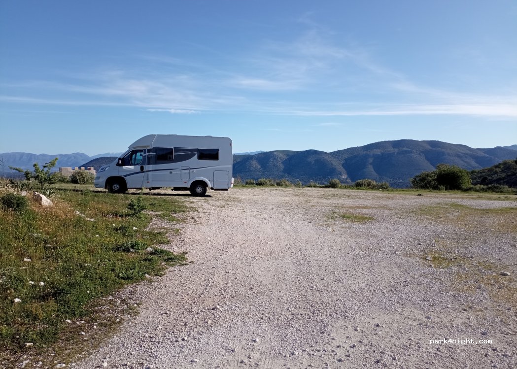(461 00) Igoumenitsa - Unnamed road — foto