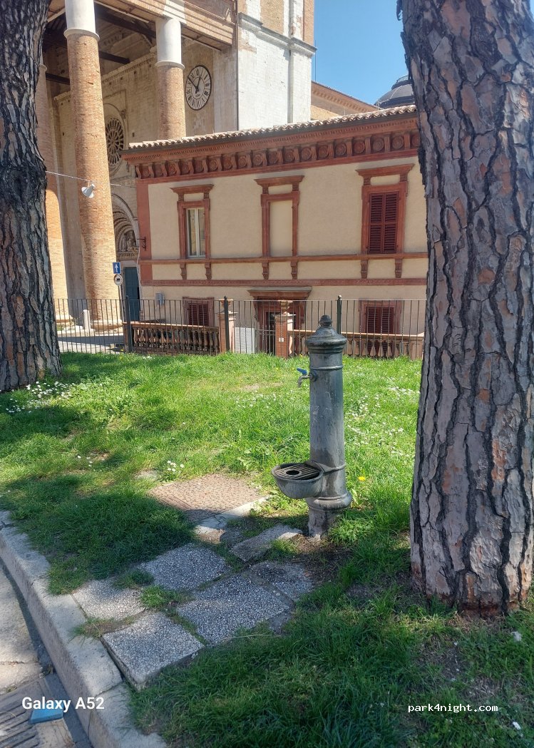 (62032) Camerino - 16 Strada Provinciale 18 — foto