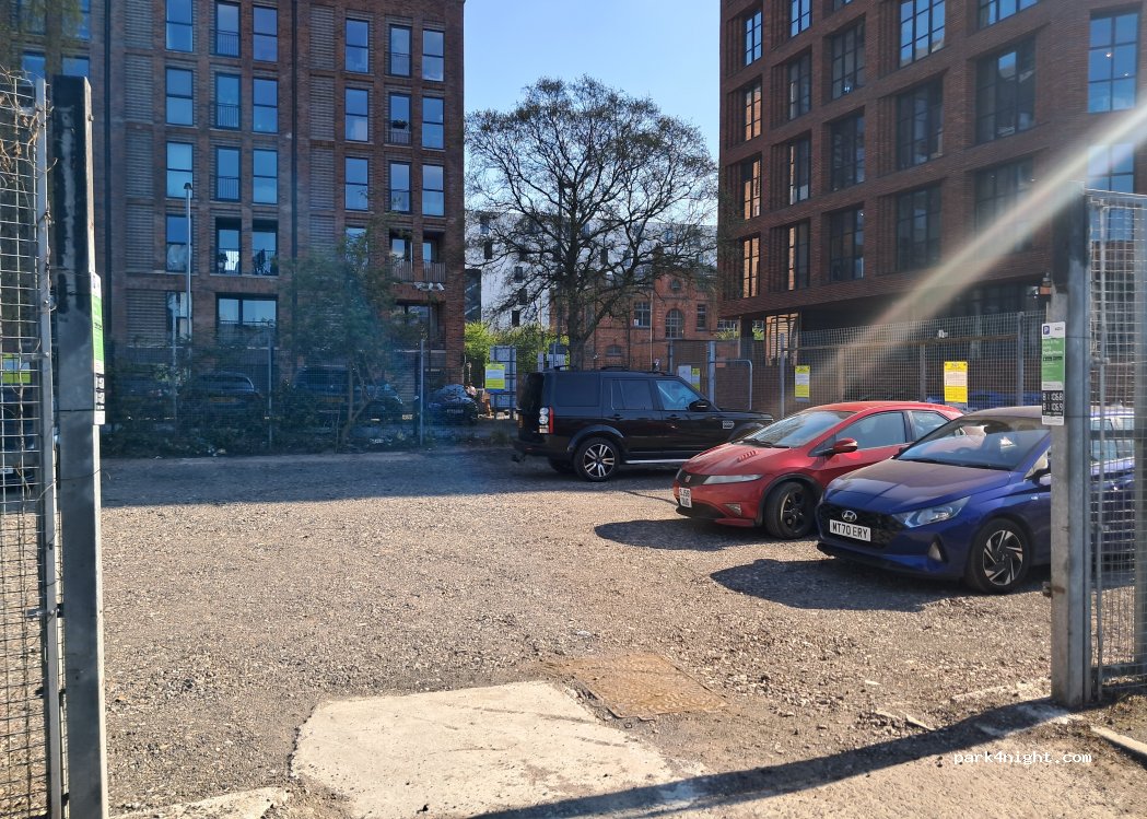 (M4 6BR) Manchester - Radium Street — foto 3