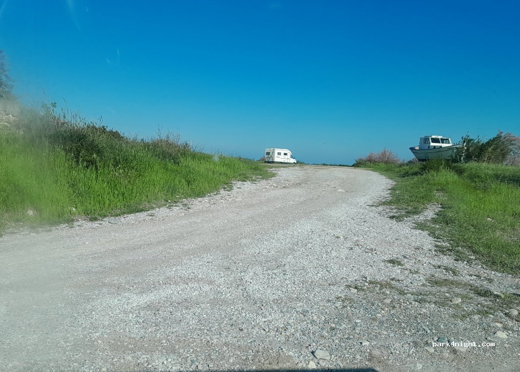 (831 00) Malagariou - Malagariou — foto