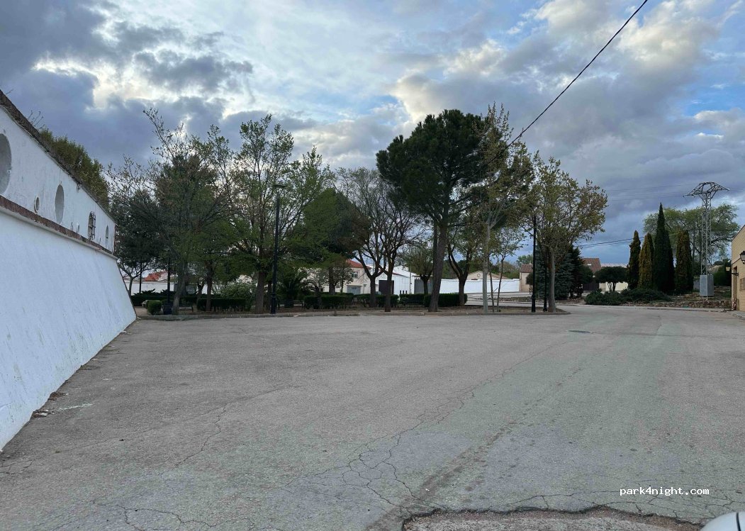 (16630) Mota del Cuervo - 2 Calle Carretera de Belmonte — foto 3