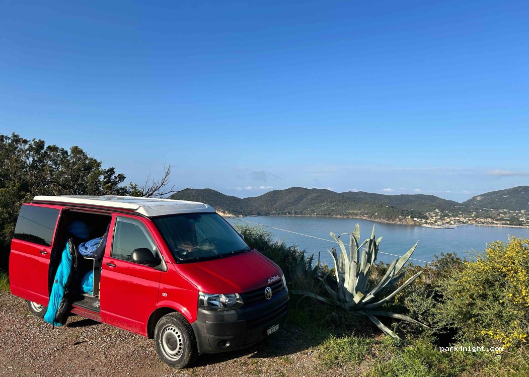 (57034) Campo nell'Elba - Unnamed Road — foto