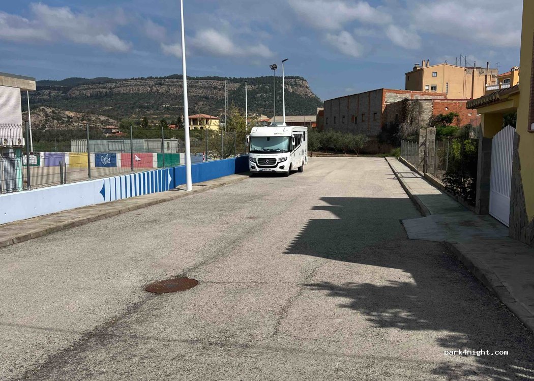 (46177) Tuéjar - 14 Avenida Ingeniero D. Rafael Cal — foto 2