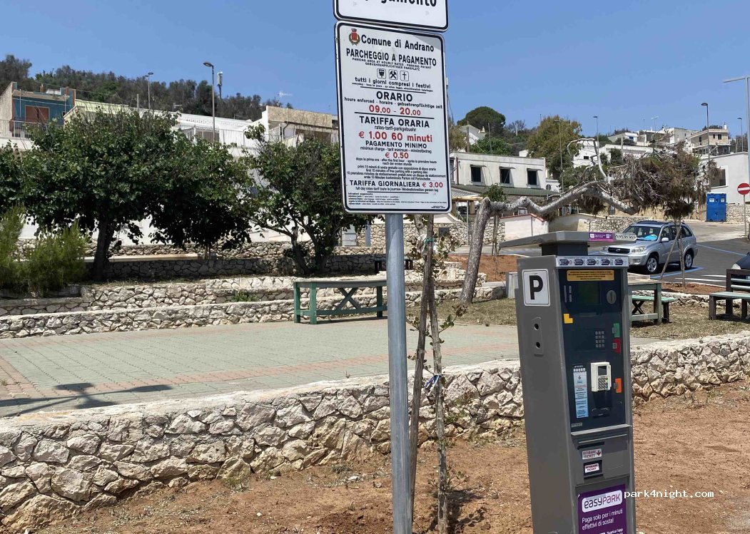 (73032) Marina di Andrano - 31-35 Viale Europa — foto 4