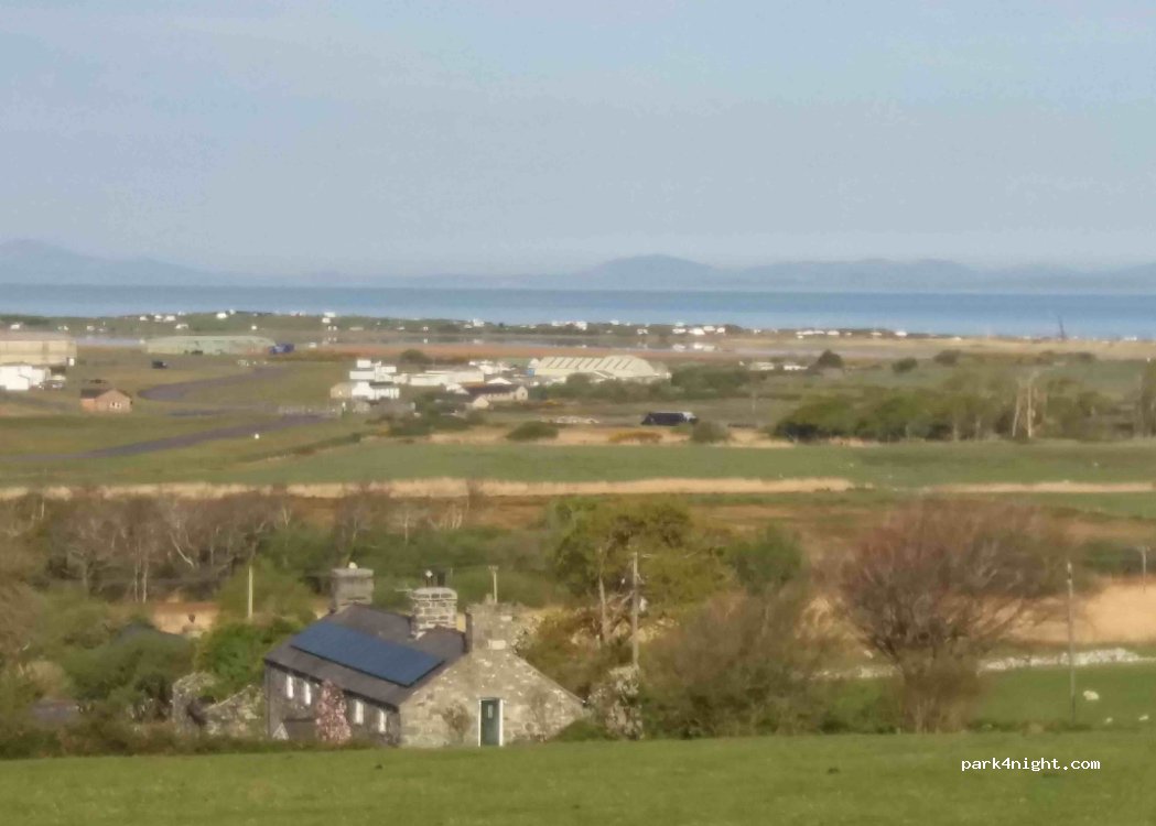 (LL45 2LS) Llanbedr - A496 — foto 3
