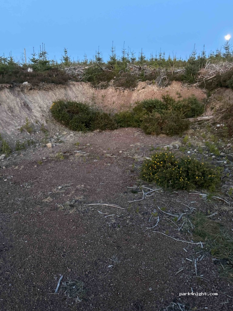 (IV4 7HT) Ardblair - Unnamed Road — foto