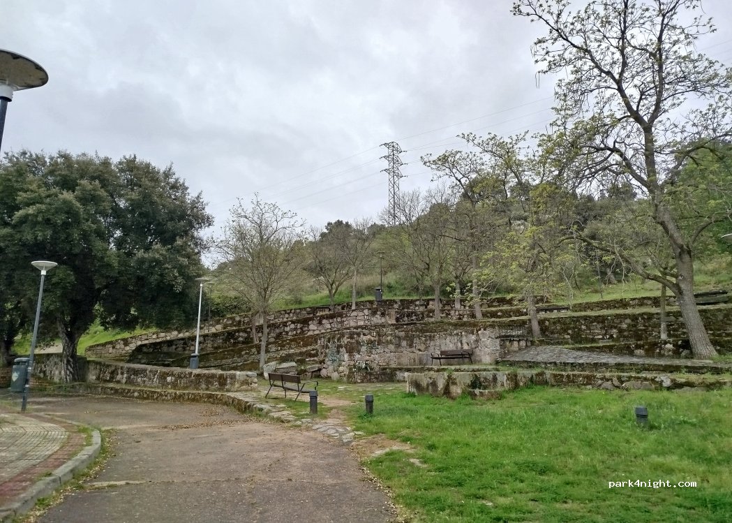 (10300) Navalmoral de la Mata - 13 Calle Fuente la Bamba — foto