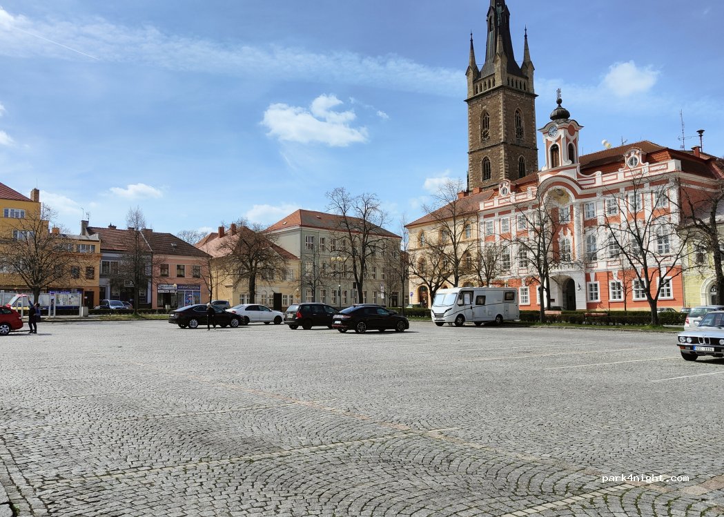 (286 01) Čáslav - nám. Jana Žižky z Trocnova — foto 2