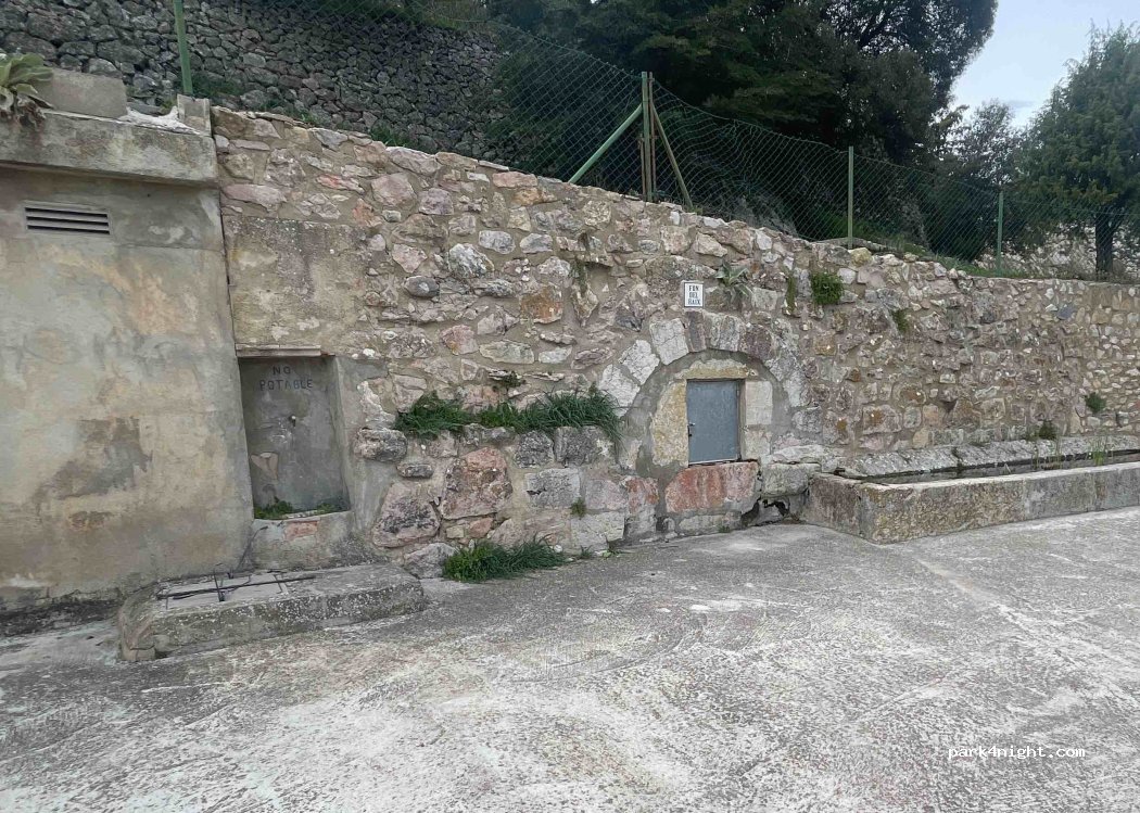 (12319) Castell de Cabres - 11 Carrer de la Font — foto