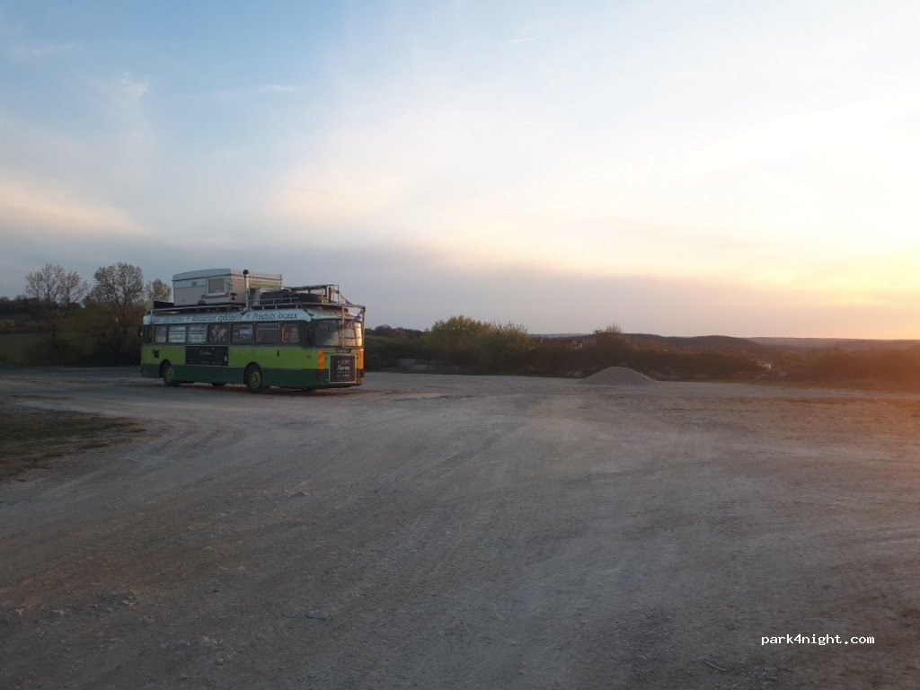 (46090) Francoulès - D49 — foto