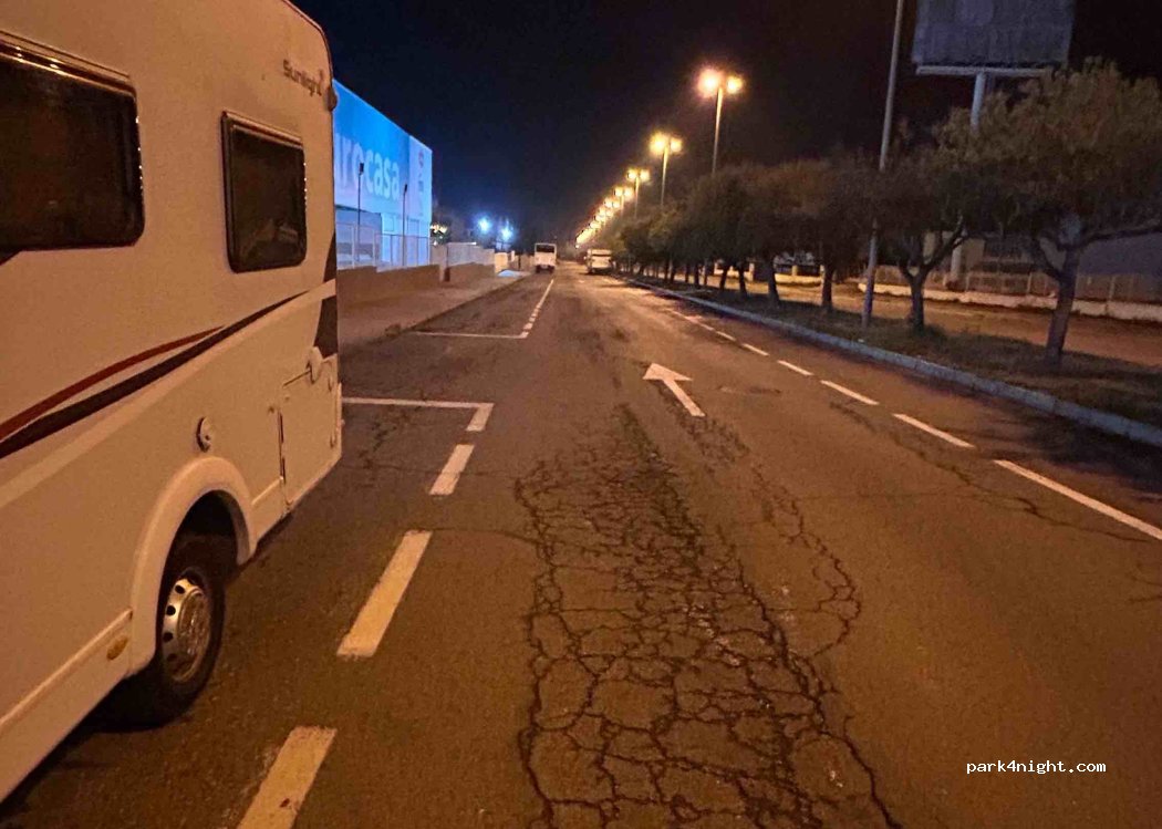 (03007) Alicante (Alacant) - 3 Avenida de Neptuno — foto 2