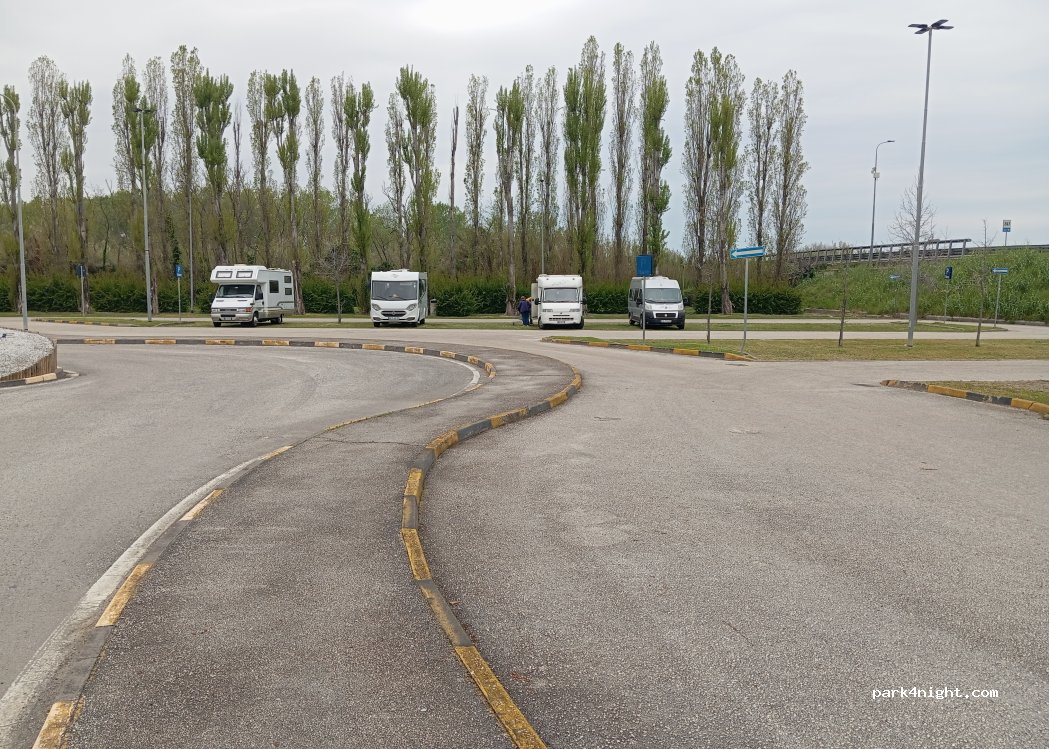 (60019) Senigallia - 232 Strada Statale Adriatica Nord — foto 3
