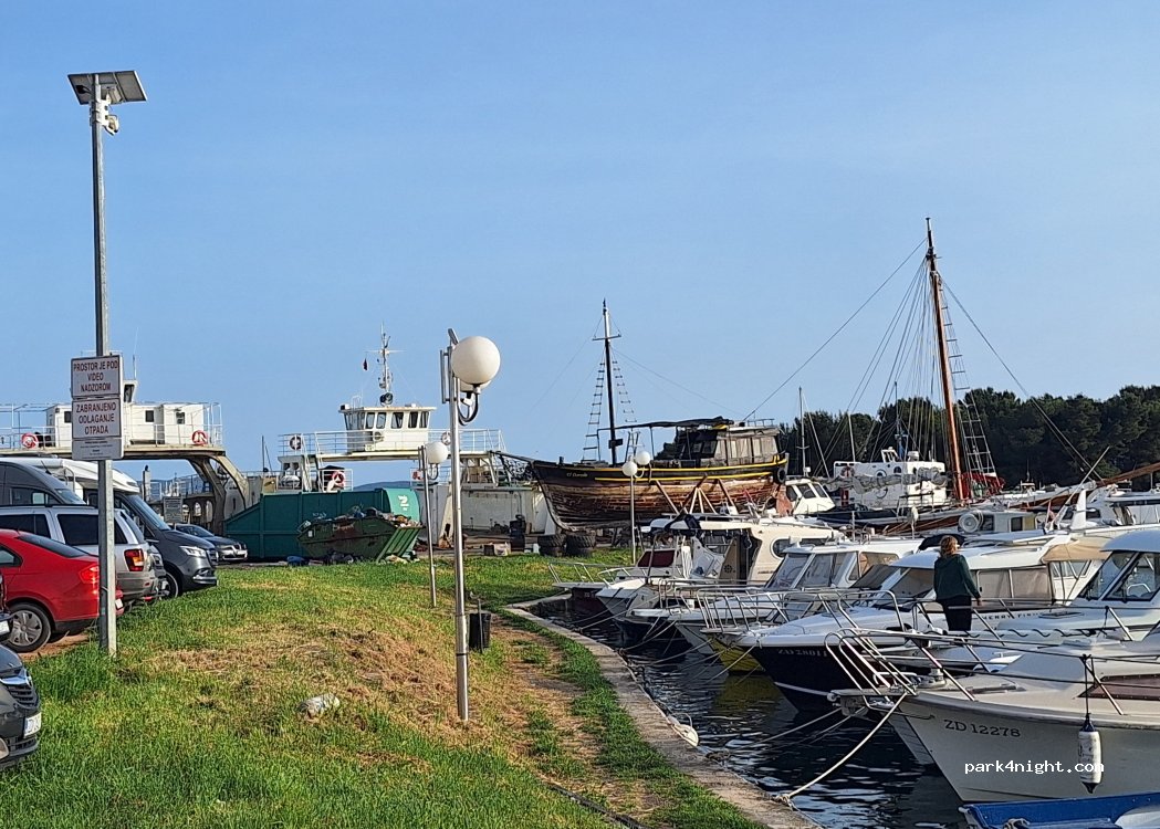 (23000) Zadar - 4B Gaženička ulica — foto 3
