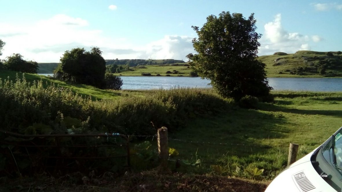 () Loughgur - Unnamed Road — foto
