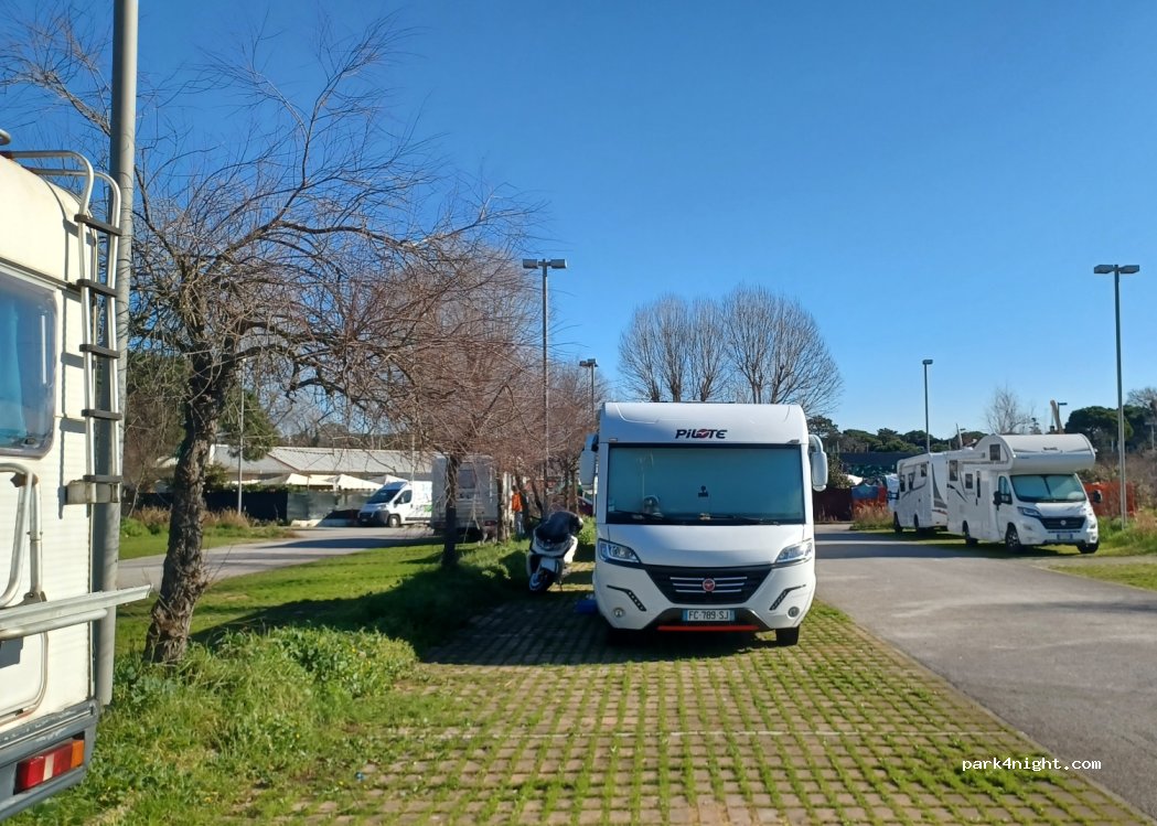 (55049) Viareggio - Via Luigi Salvatori — foto 5