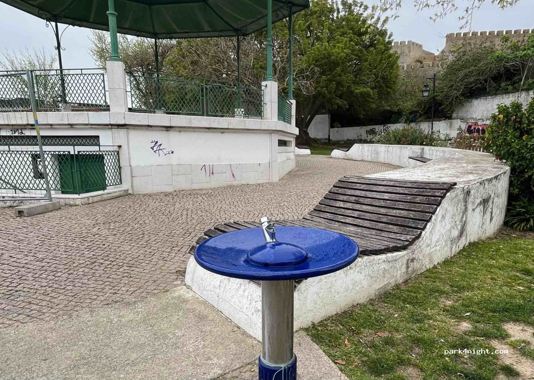 (2800-120) Almada - 12 Rua Henriques Nogueira — foto
