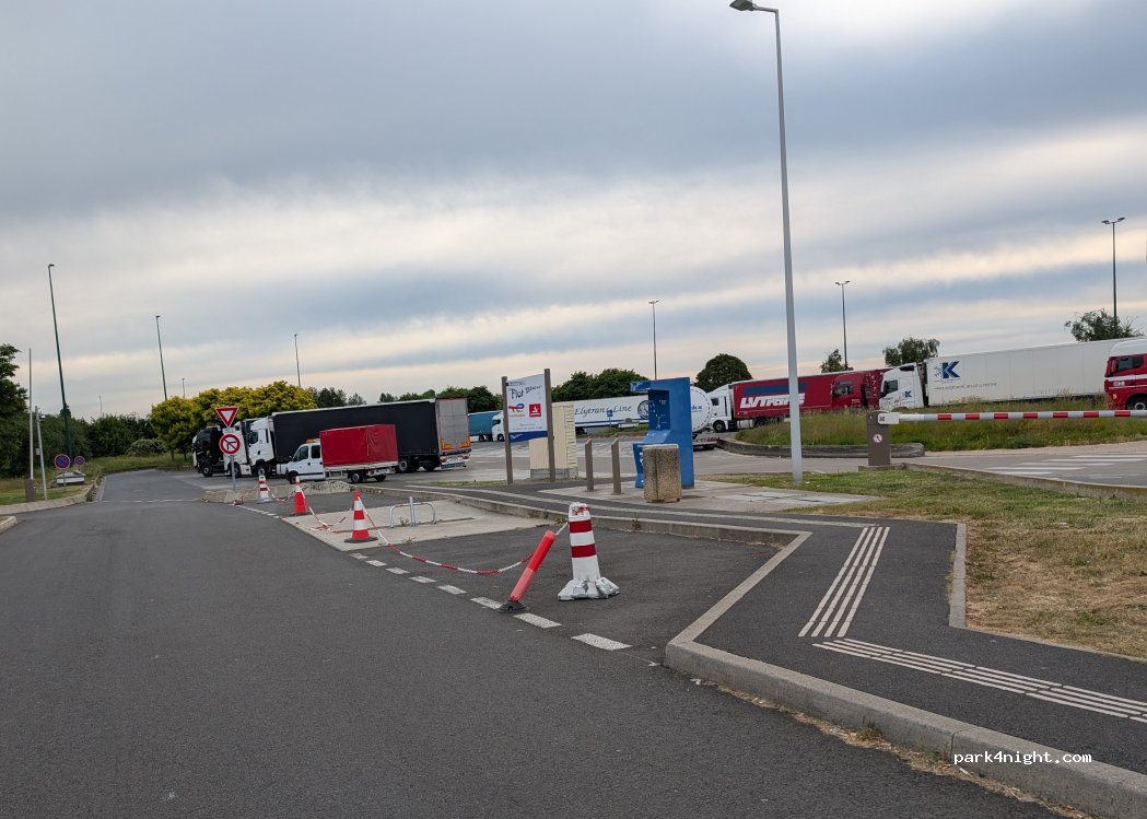 (60490) Ressons-sur-Matz - A1 — foto