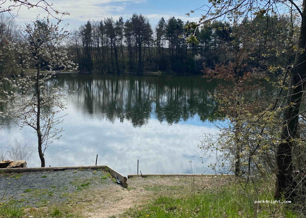(330 23) Lochousice - 230 — foto 2