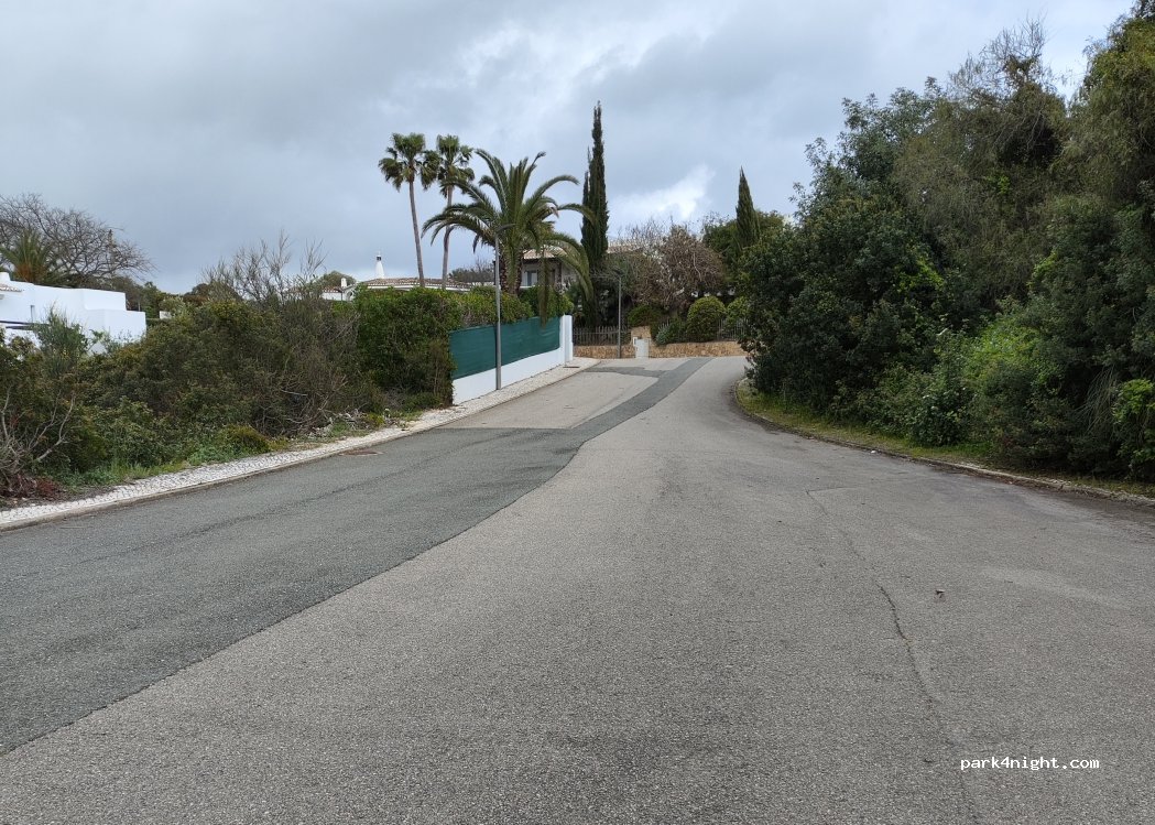 (8400) Carvoeiro - 1 Rua de Finisterra — foto