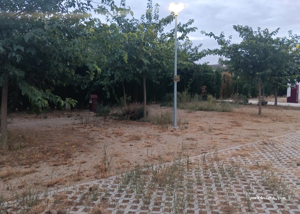 (13194) Retuerta del Bullaque - 13 Avenida Villa de Valdefresno — foto 4