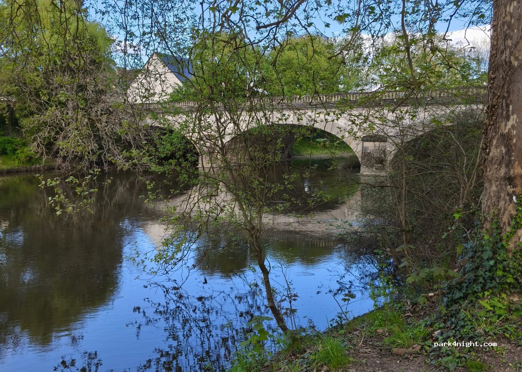 (41200) Romorantin-Lanthenay - 29 Rue des Capucins — foto 2