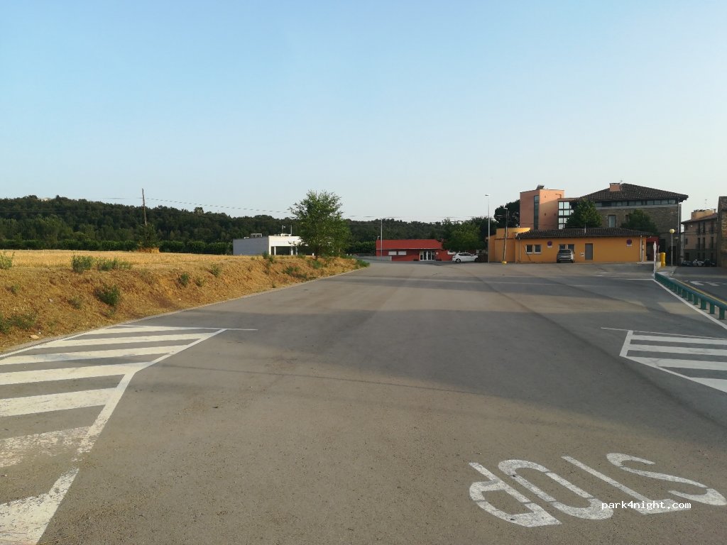 (08519) Folgueroles - 1 Plaça Climent Campa — foto 2