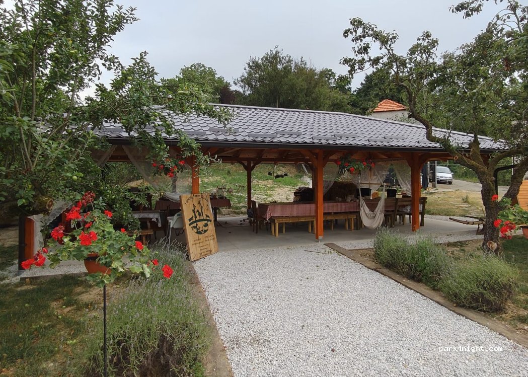 Family Farm Sudar - AgroCamping — foto 3