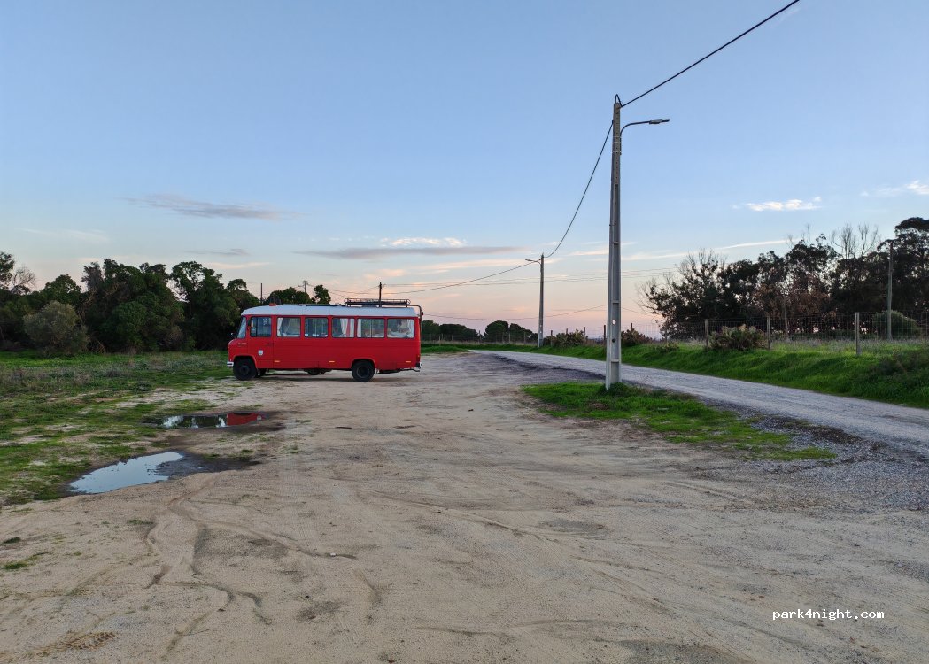 (8500) Alvor - Caminho da Praia do João D'Arens — foto 2