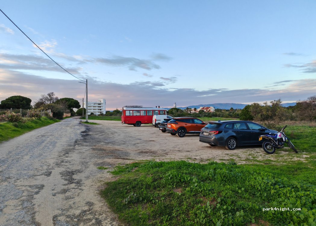 (8500) Alvor - Caminho da Praia do João D'Arens — foto 3