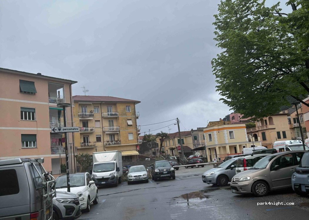(17024) Finale Ligure - 22 Via Fiume — foto