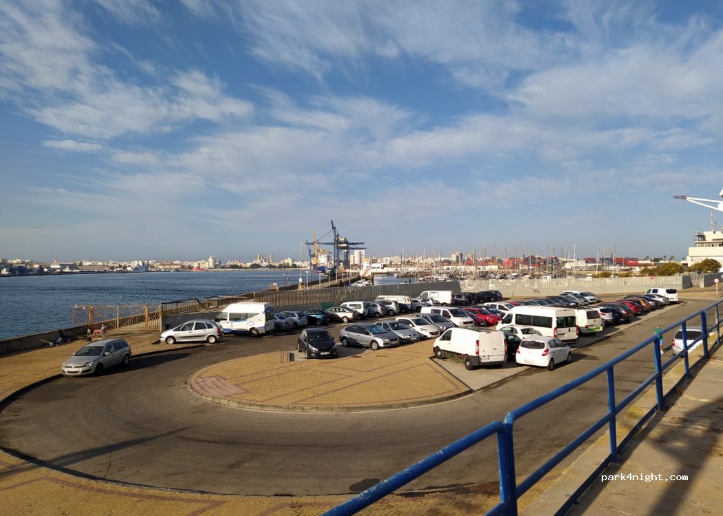 () Cádiz - Paseo Almirante Pascual Pery — foto 2