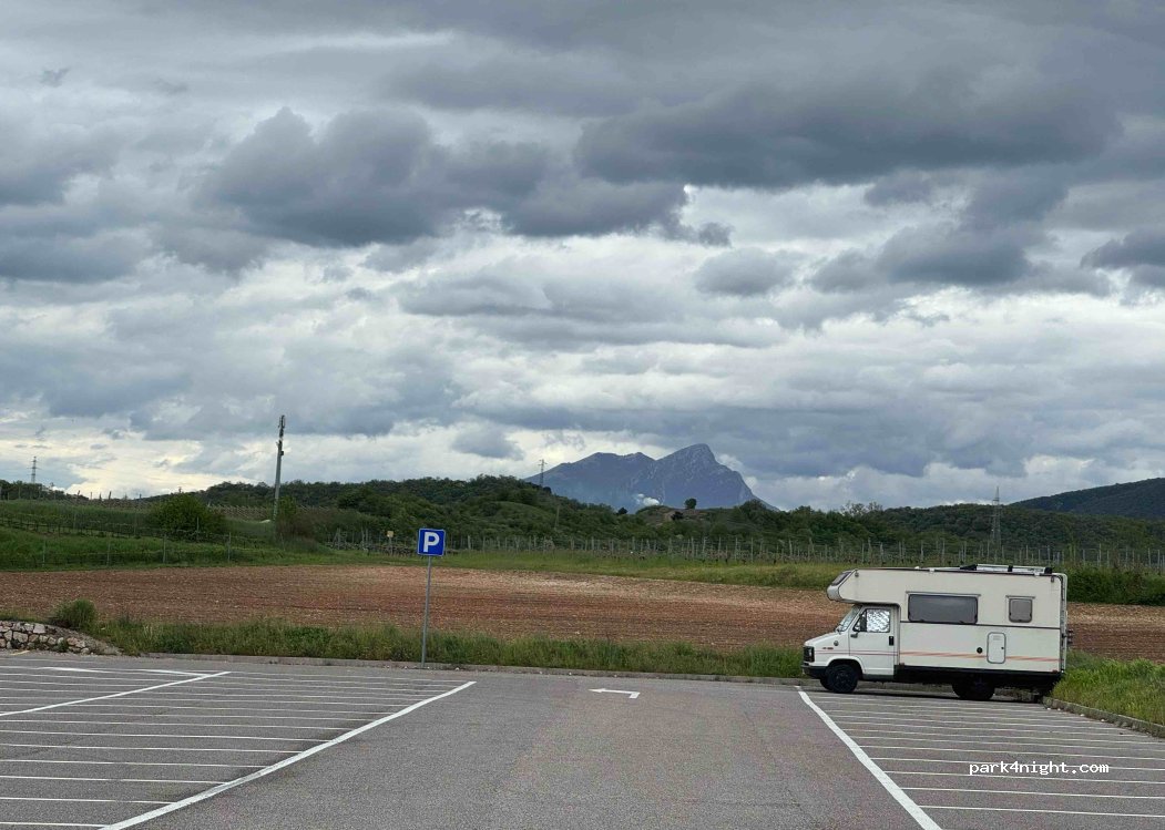 (37010) Rivoli Veronese - Via Campo Sportivo — foto 2