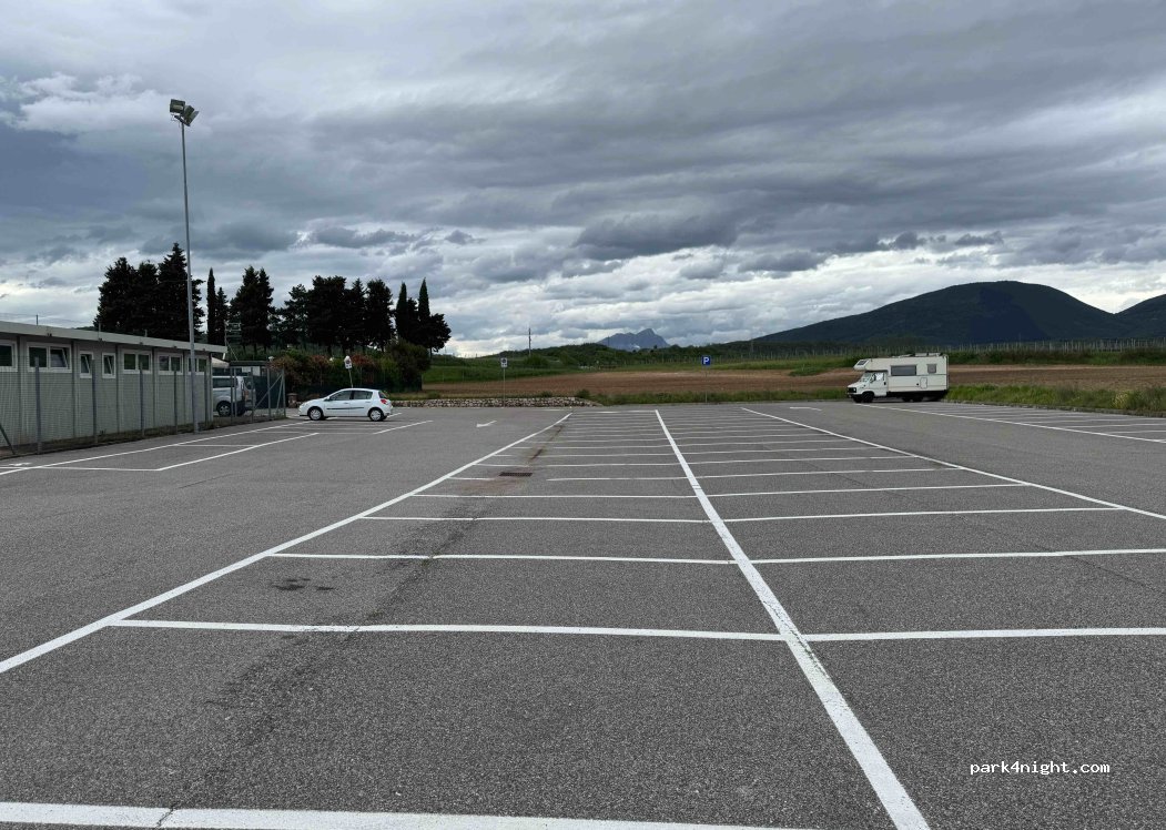 (37010) Rivoli Veronese - Via Campo Sportivo — foto 4