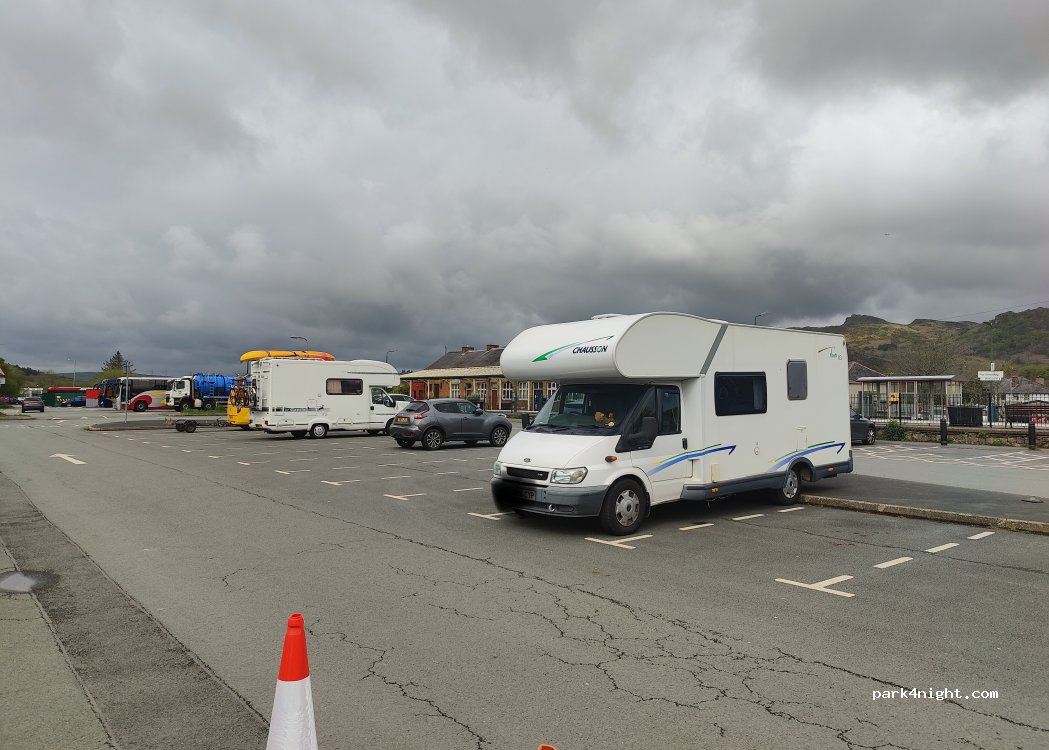 (LL49 9HT) Porthmadog - Railway Pl — foto 2