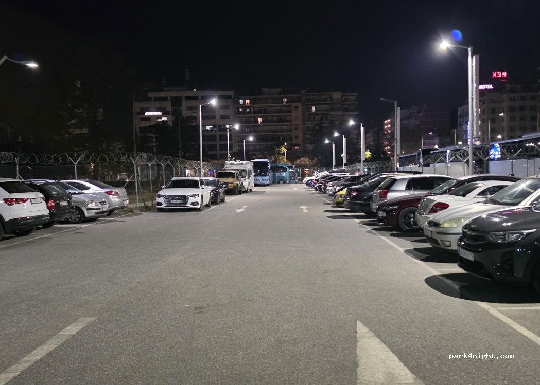 (546 29) Thessaloniki - Unnamed road — foto 3