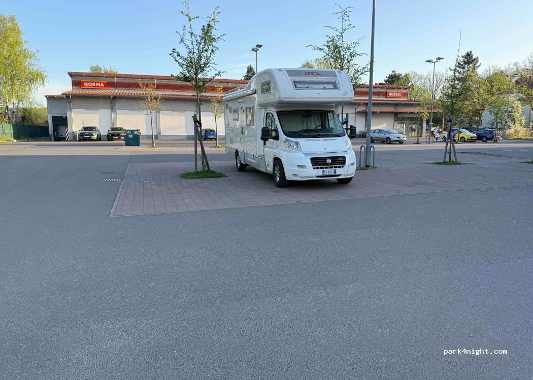 (13507) Berlin - 1A Waidmannsluster Damm — foto 3