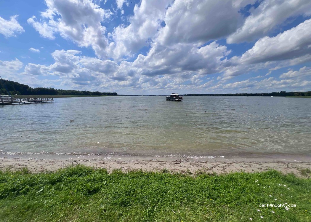 (11-600) Ogonki - 27 Giżycka — foto