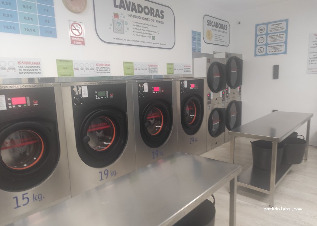(04820) Vélez-Rubio - 110 Calle Albox — foto 2