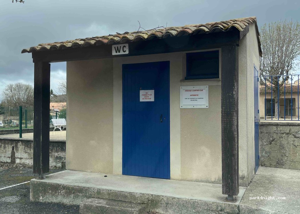 (04150) Revest-du-Bion - 15 Avenue de Miravail — foto