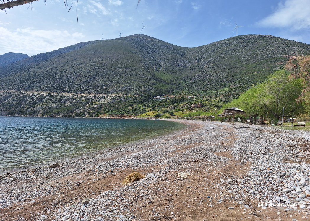 (322 00) Paralia Livadostratas - Unnamed Road — foto