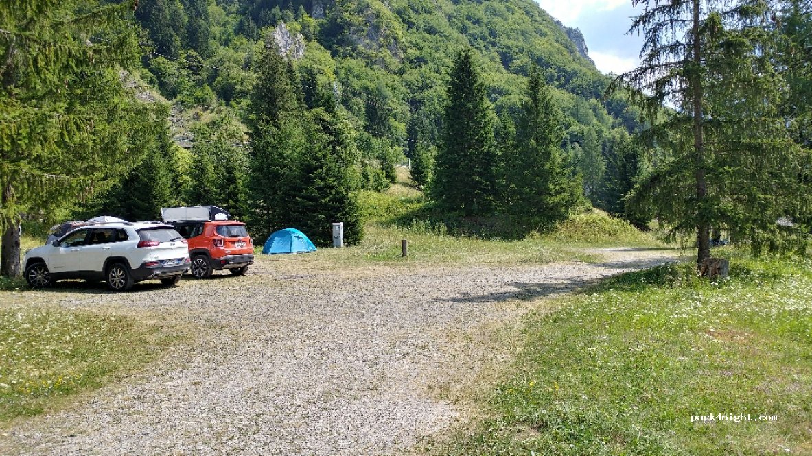 (33026) Timau - Via Nazionale, 320 — foto
