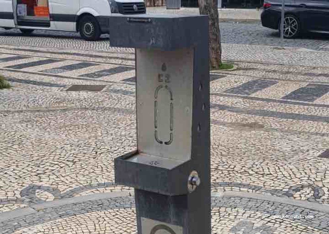 (8000-168) Faro - 2 Praça Dom Francisco Gomes — foto 2