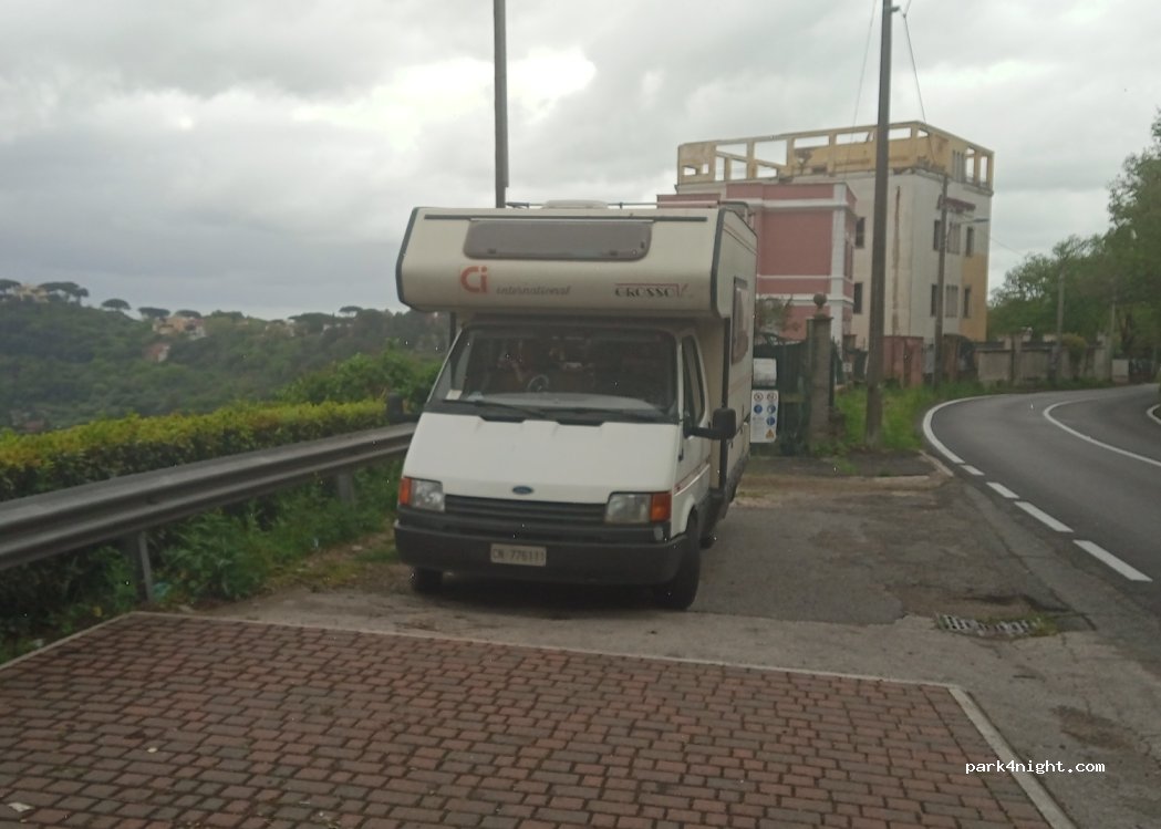 (00047) Marino - 12 Via dei Laghi — foto