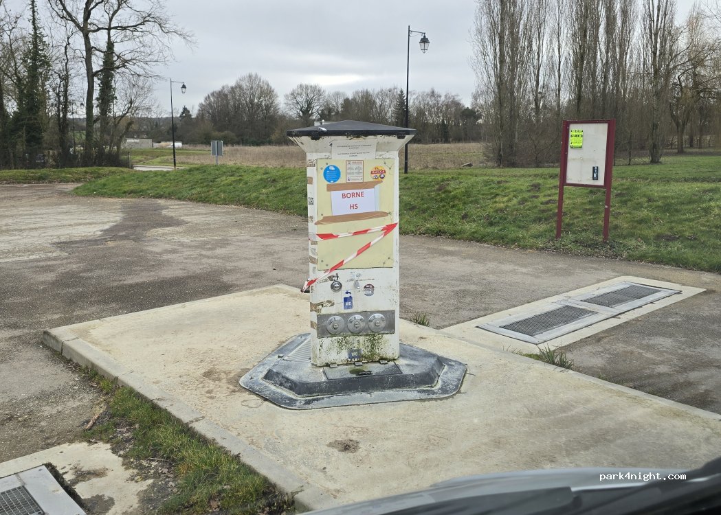 (10140) Mesnil-Saint-Père - Rue du Lac — foto 5