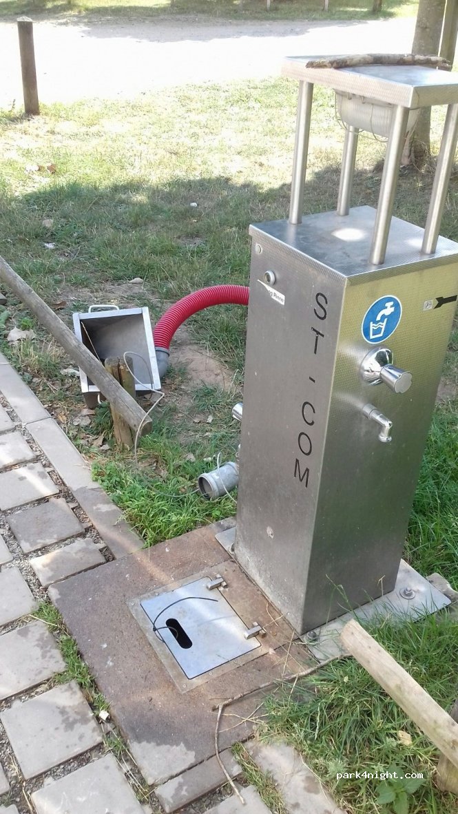 Wohnmobilstellplatz Stolzenau — foto
